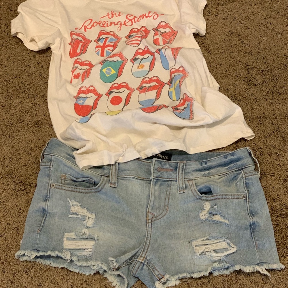 Light cutoff low rise shorts!!